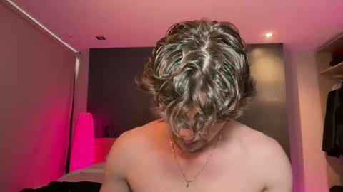 Snapshot of mcklister69 chatting on February 2026 06:23:02 PM mcklister online show from February 2026 06:23:02 PM