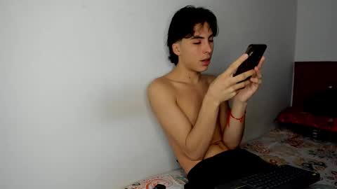 mcloviin_ online show from February 2026 11:22:01 PM