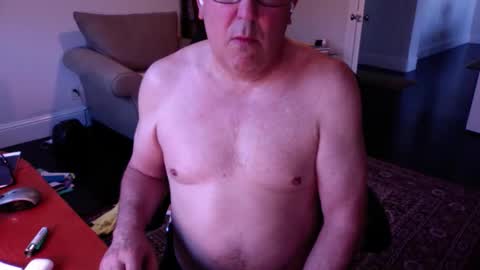 mdog9669 online show from May 2026 12:12:02 PM