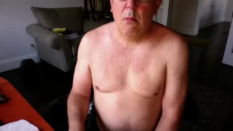 mdog9669 online show from July 2026 12:34:02 PM