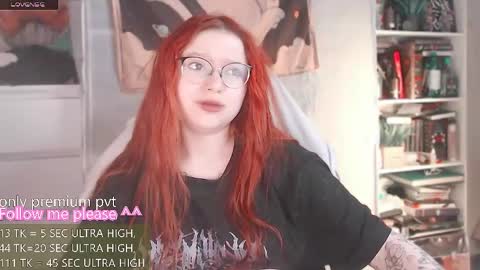 Snapshot of me_hanna chatting on May 2026 02:28:02 AM Hanna online show from May 2026 02:28:02 AM