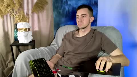 Max online show from May 2026 08:20:01 AM