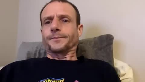 Jizzy online show from March 2026 10:32:01 AM