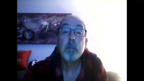 Snapshot of meathome3 chatting on January 2026 12:32:01 PM me at home online show from January 2026 12:32:01 PM