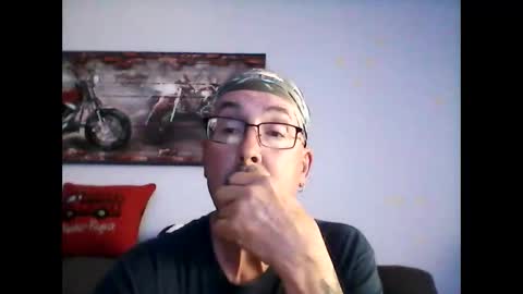 me at home online show from May 2026 06:09:01 PM