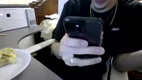 medaigual737 online show from May 2026 08:48:02 PM