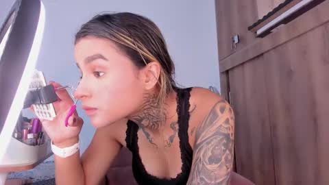 medussa13 online show from November 2025 01:13:01 PM