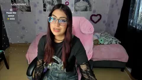 Snapshot of medussa_kat chatting on February 2026 06:31:01 PM Katrina online show from February 2026 06:31:01 PM