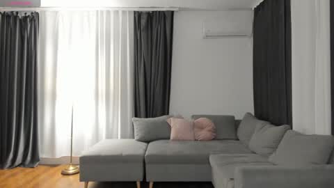 MedussaEyes online show from January 2025 08:11:01 PM