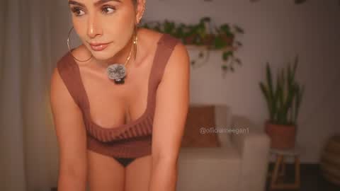Andrea  online show from July 2026 04:00:02 PM