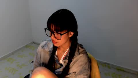 Meg4n Miauuuu online show from May 2026 10:01:01 AM