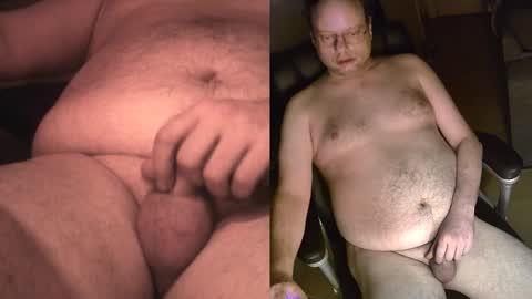 Snapshot of megahorny42 chatting on December 2025 03:44:02 AM Foxyvidler online show from December 2025 03:44:02 AM