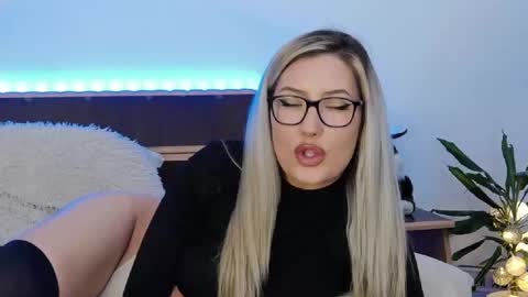 Megan Blazee  online show from February 2025 11:15:02 PM