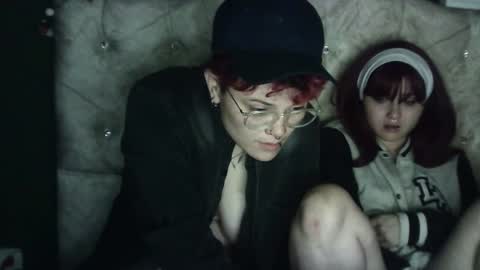 Megan and sophi online show from January 2025 08:43:02 AM