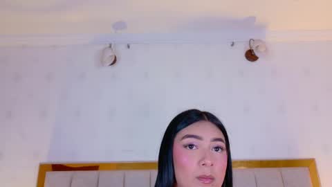 Carolina Paez online show from May 2026 12:10:01 PM
