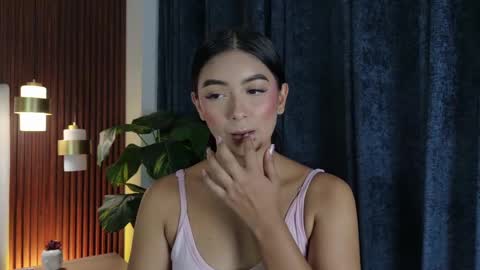 Carolina Paez online show from May 2026 12:23:02 PM