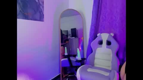 Megan online show from May 2026 06:50:01 PM
