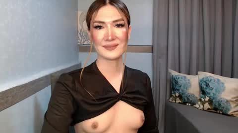 Megan online show from April 2026 09:39:33 PM