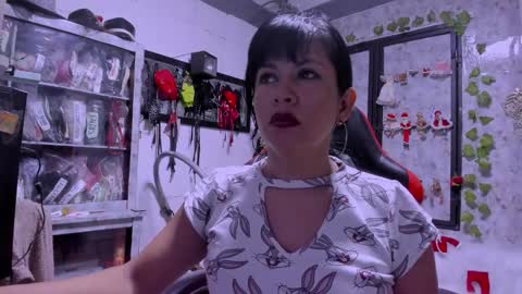 megan grace 20 online show from December 2024 11:44:02 AM