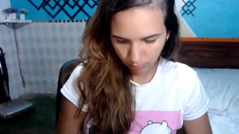 Snapshot of megan_little_ chatting on April 2026 07:15:01 PM amanda online show from April 2026 07:15:01 PM