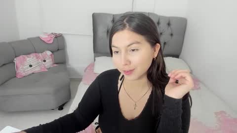 Snapshot of megan_lrq chatting on December 2025 02:06:01 AM Megan online show from December 2025 02:06:01 AM