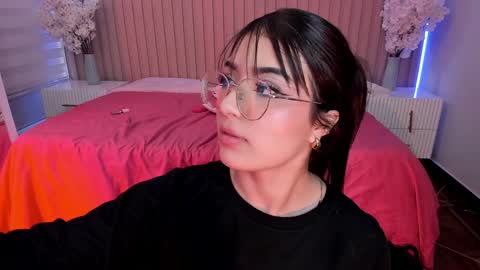     online show from February 2025 06:56:01 PM