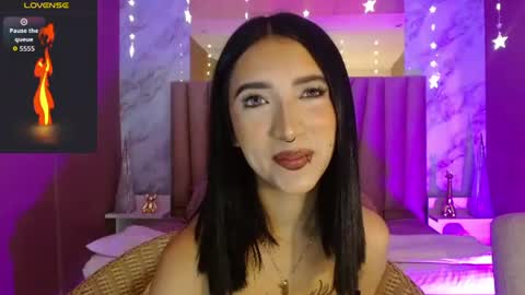 megan_saint online show from July 2026 01:48:02 PM