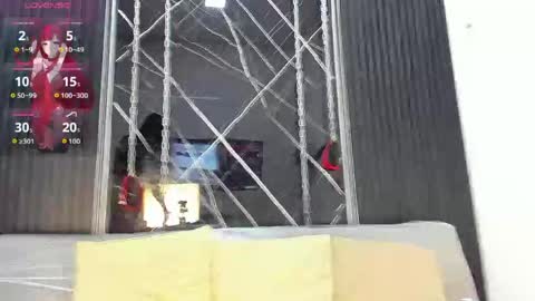 Megan Siner online show from April 2026 12:06:01 PM