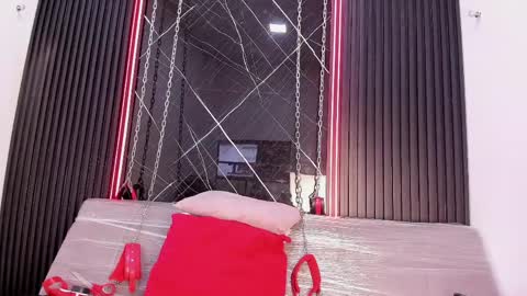 Megan Siner online show from April 2026 12:58:01 PM