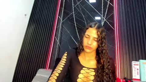 Megan Siner online show from May 2026 12:35:02 PM