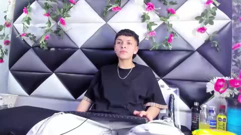 Snapshot of megan_thompsonn_ chatting on December 2025 02:21:01 AM megan_thompsonn_ online show from December 2025 02:21:01 AM