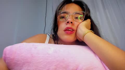 megan online show from December 2024 01:08:01 AM