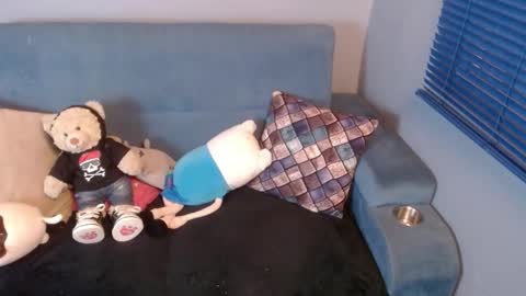 Snapshot of megan_weed chatting on September 2025 09:48:02 PM megan_weed online show from September 2025 09:48:02 PM