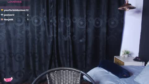 M E G A N   online show from December 2024 10:51:02 PM