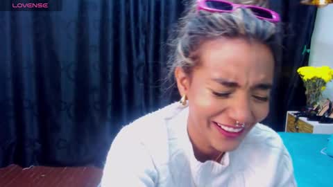 M E G A N   online show from December 2024 07:22:01 PM