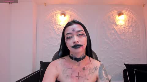 Megan Cross online show from November 2025 06:04:02 AM