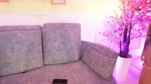 Megan Lowell online show from March 2026 06:59:02 PM