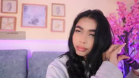 Megan Lowell online show from July 2026 11:35:01 AM