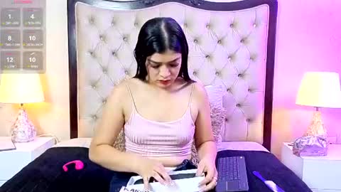 Snapshot of meganmistress_ chatting on July 2026 12:09:02 PM MeganM online show from July 2026 12:09:02 PM