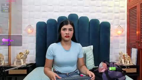Snapshot of meganmistress_ chatting on July 2026 12:11:01 PM MeganM online show from July 2026 12:11:01 PM