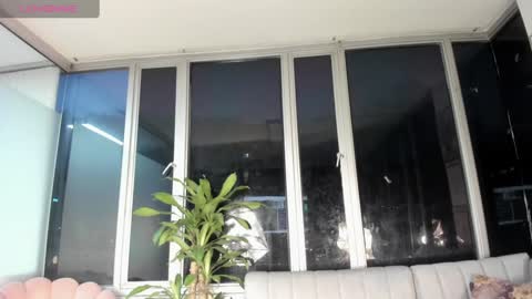 Mara online show from February 2025 10:50:02 AM