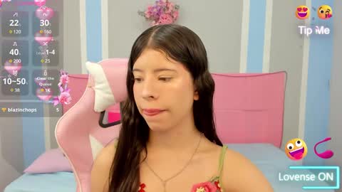 Snapshot of meganqueen2 chatting on February 2025 01:21:02 PM Megan Queen online show from February 2025 01:21:02 PM