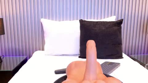 Megan  online show from May 2026 10:47:02 PM