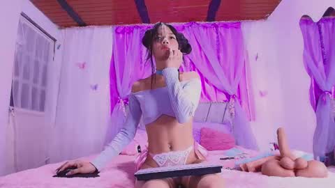 Megan online show from September 2025 10:59:02 AM