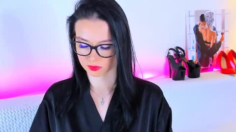 Megan online show from April 2026 05:44:01 PM