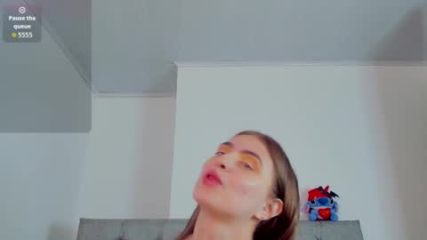 megansammy online show from November 2025 07:02:01 PM