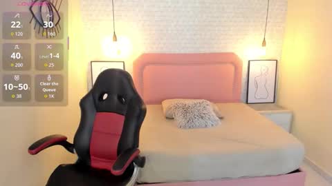 M E G A N  online show from October 2025 01:30:01 PM