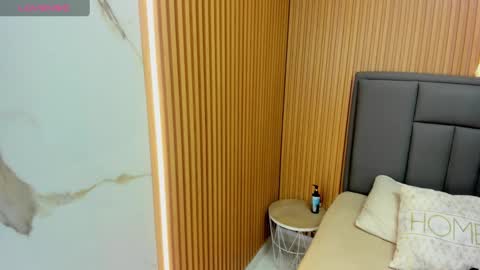 Snapshot of meganzarick chatting on November 2025 03:15:01 AM M E G A N online show from November 2025 03:15:01 AM