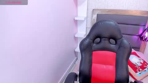 Snapshot of meganzarick chatting on December 2025 03:02:02 AM M E G A N online show from December 2025 03:02:02 AM