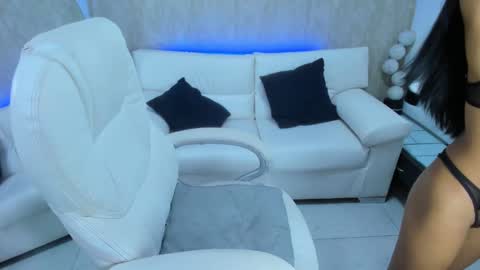 meggan online show from February 2025 04:35:01 AM